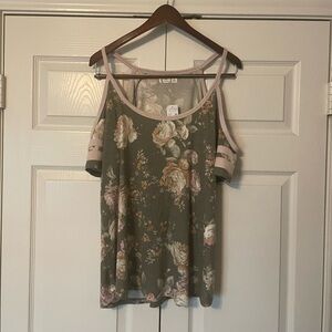 Strap Shoulder Floral Top